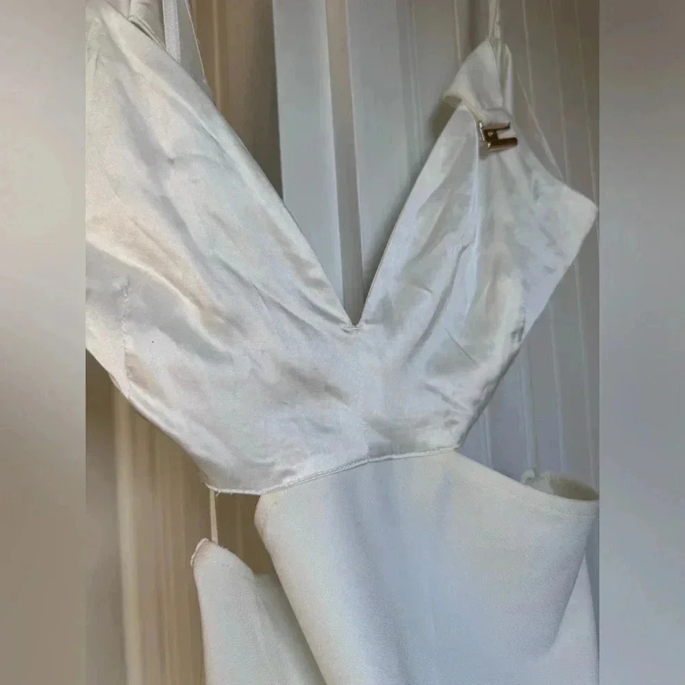 Abercrombie & Fitch Mixed Fabric Cutout Midi Dress - Picture 5 of 12